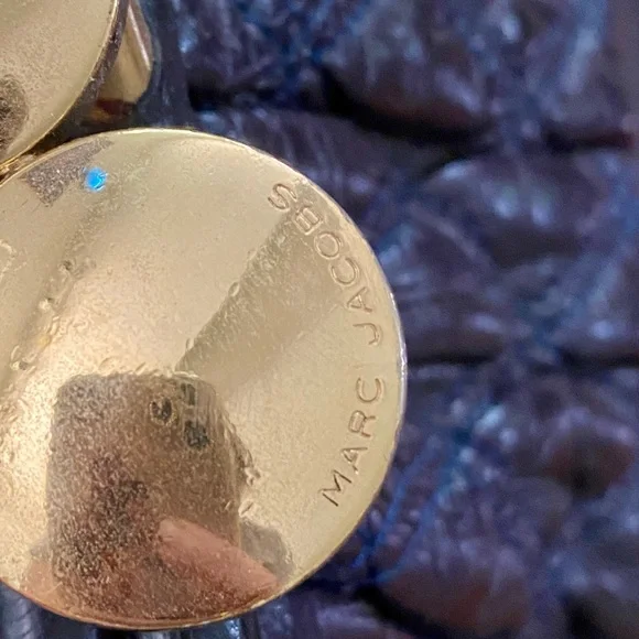 Marc Jacobs Black and Gold Quilted Shoulder Bag “STAM” - Picture 6 of 9